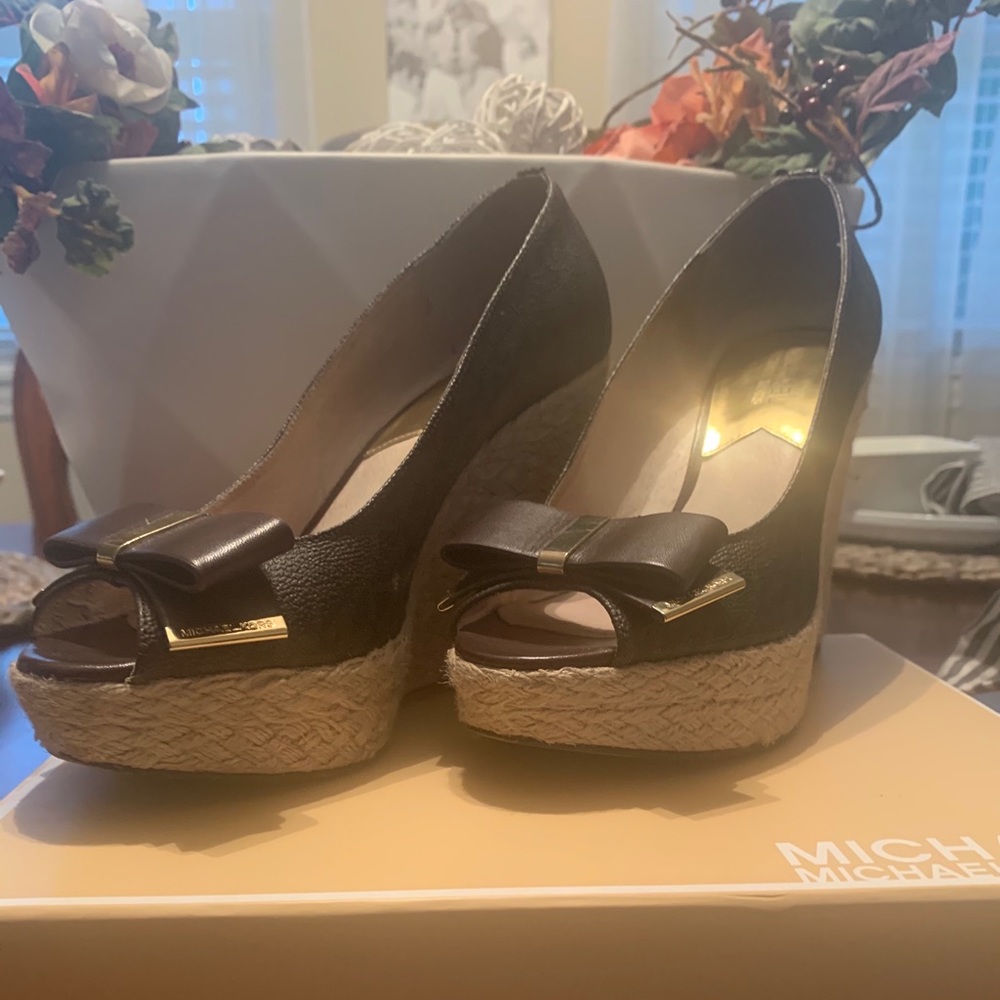 Michael Kors wedge, Excellent Condition